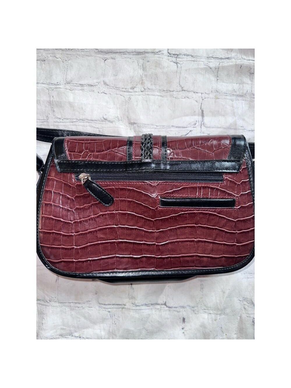 Retro Style Faux Crocodile Skin Brown/Black With Silver Metal Multi Pocket Purse - Picture 8 of 13